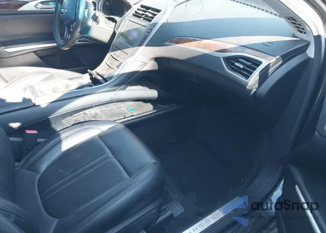 2016 Lincoln Mkz z USA, uszkodzony, nr VIN 3LN6L2G92GR612031